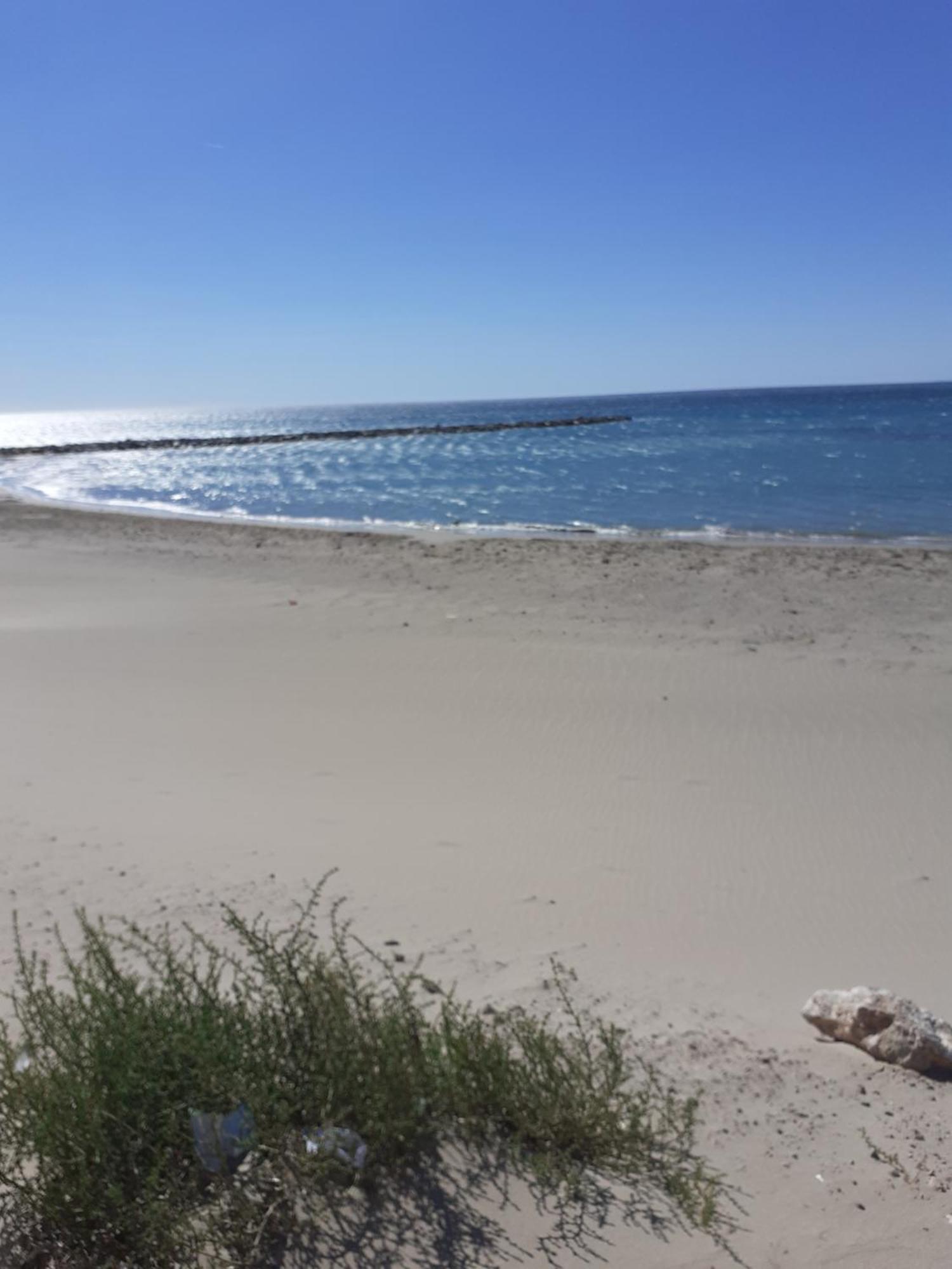 1ª Linea Reformado Y Frente Al Puerto Deportivo Firmamos Contrato Si El Cliente Lo Solicita Aunque Es Necesario Hacer La Reserva Para Poder Comunicarse Оспиталет де л'Инфант Екстериор снимка